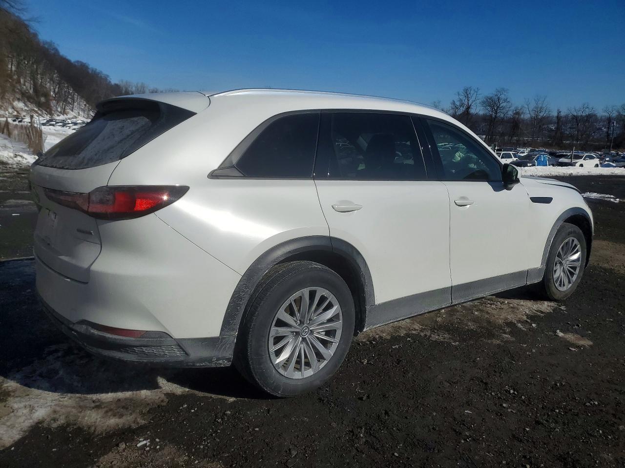 2024 Mazda Cx-90 Preferred - Image 3