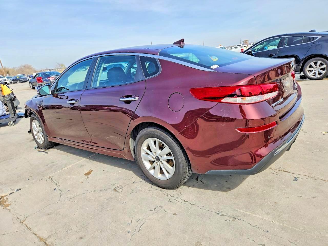 2019 Kia Optima Lx - Image 2
