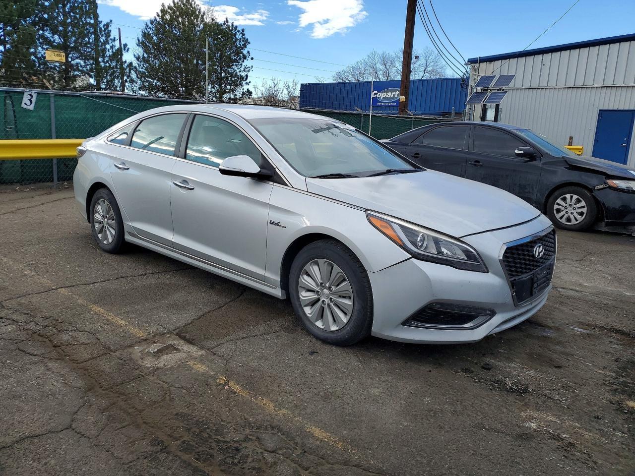 2016 Hyundai Sonata Hybrid Se - Image 4
