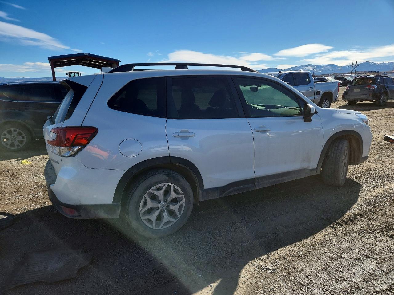 2021 Subaru Forester Premium - Image 3