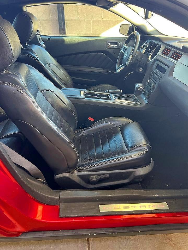 2010 Ford Mustang Gt - Фото 5