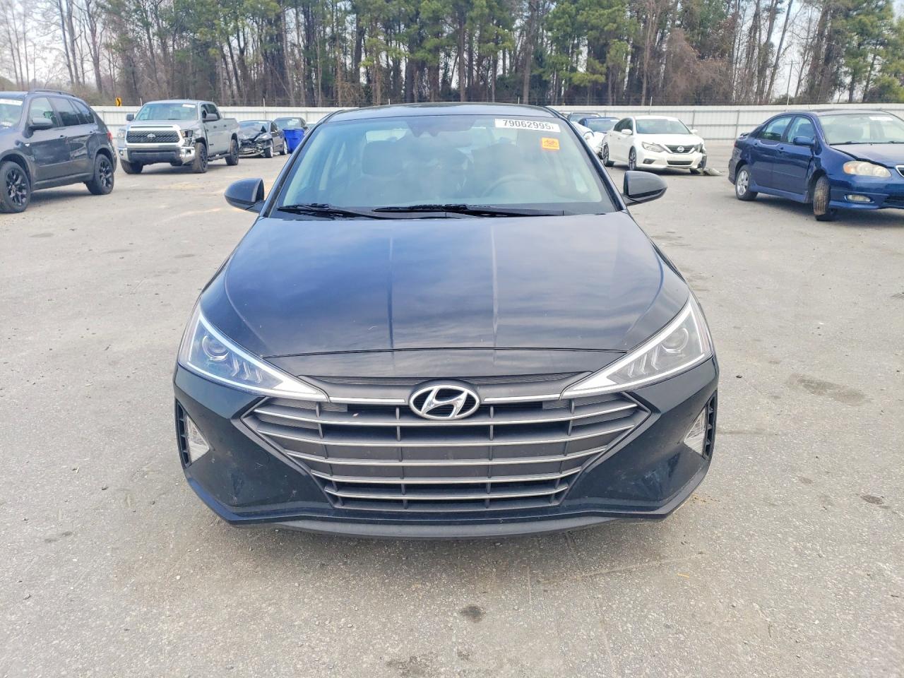 2020 Hyundai Elantra Se - Фото 5