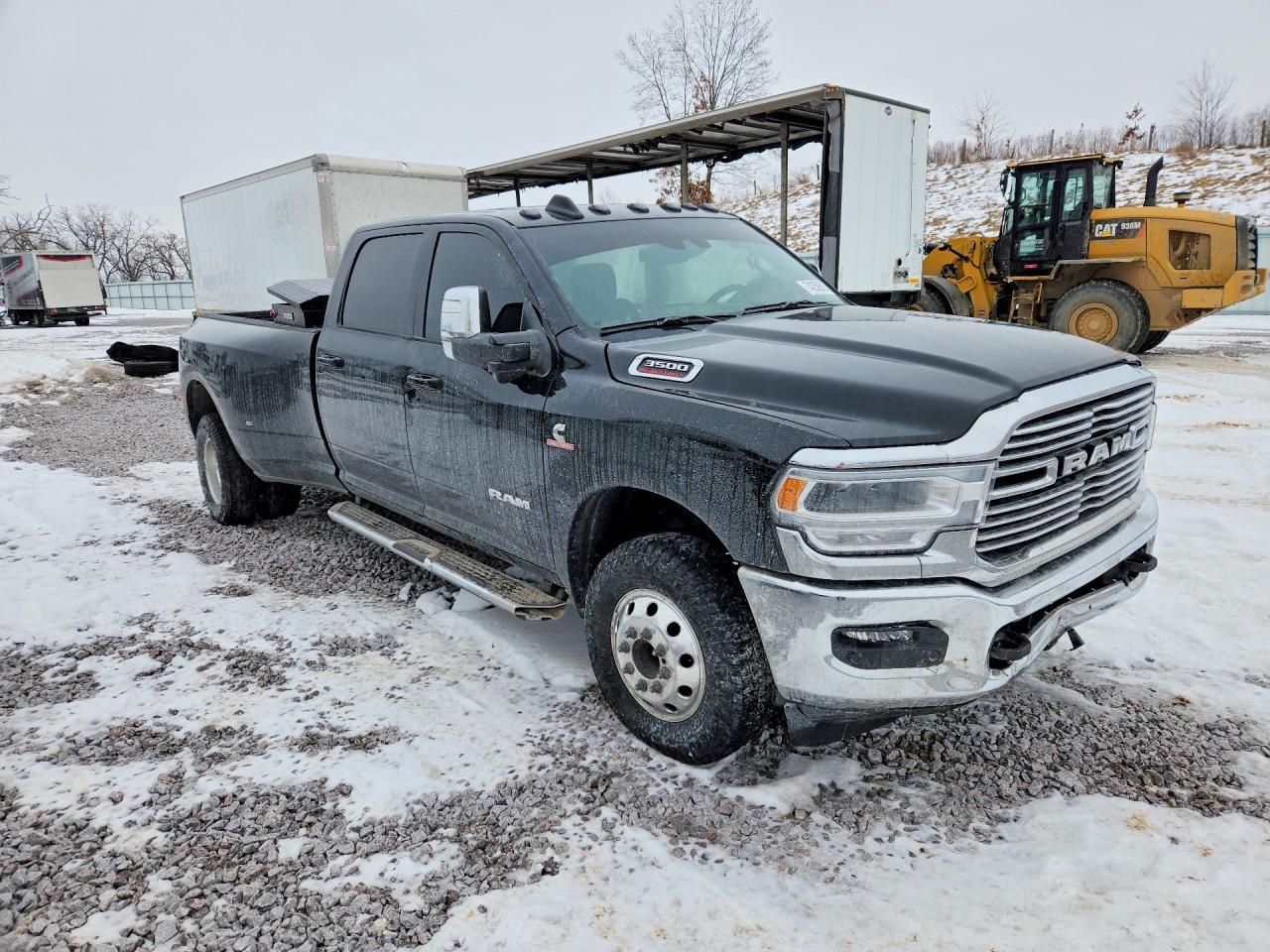 2024 Ram 3500 Laramie - Фото 4