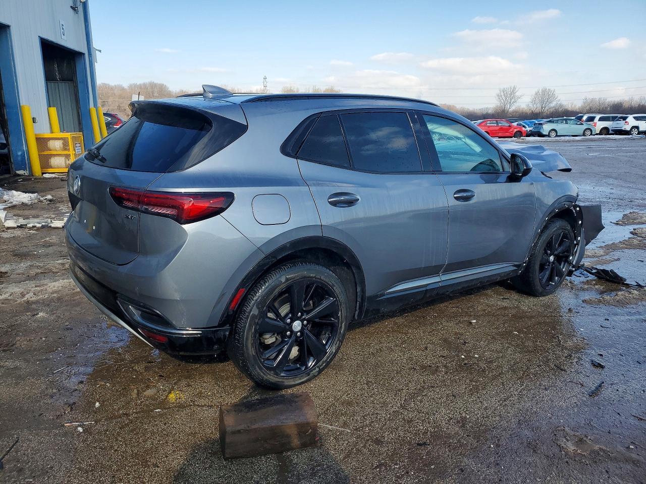 2021 Buick Envision Essence - Image 3