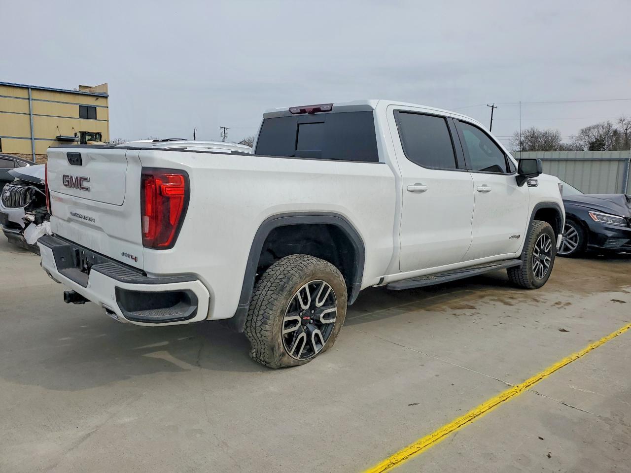 2025 GMC Sierra K1500 At4 - Фото 3