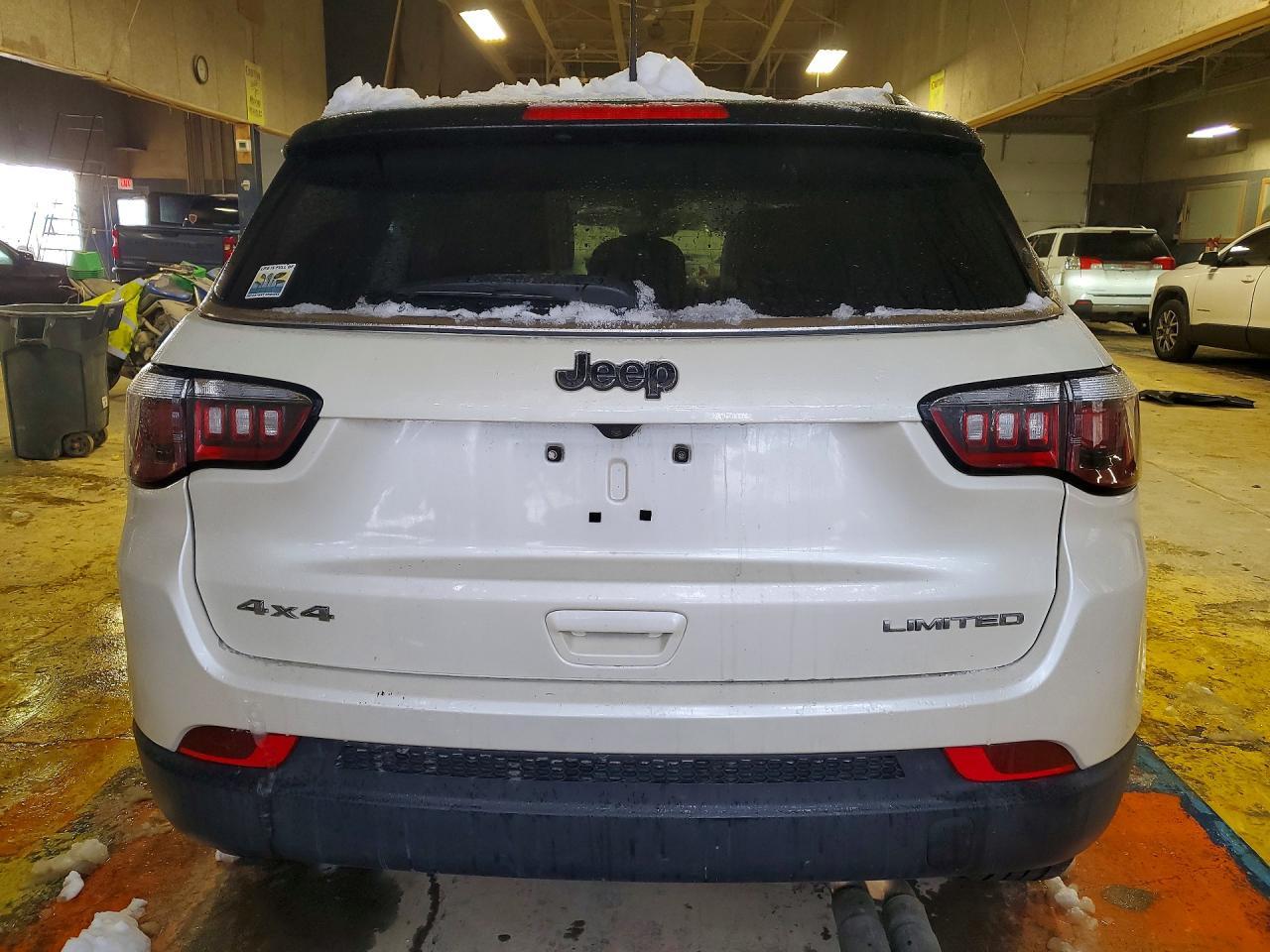 2018 Jeep Compass Limited - Image 6