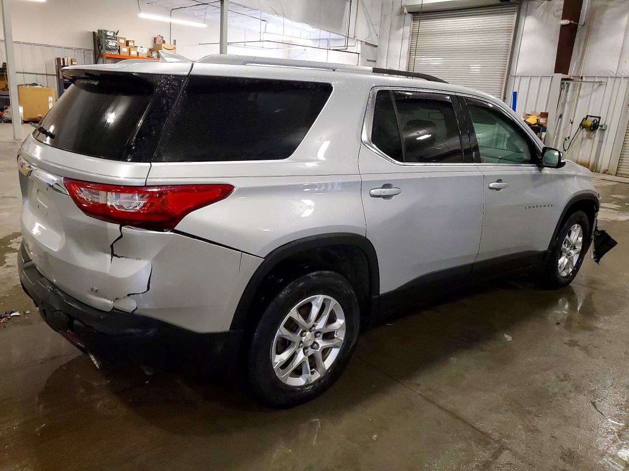 2018 Chevrolet Traverse Lt - Image 3