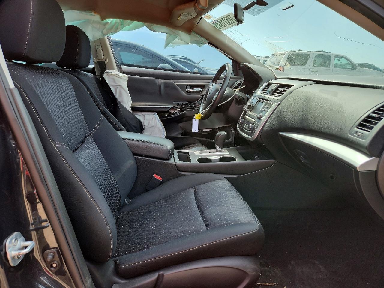 2016 Nissan Altima 2.5 - Фото 7