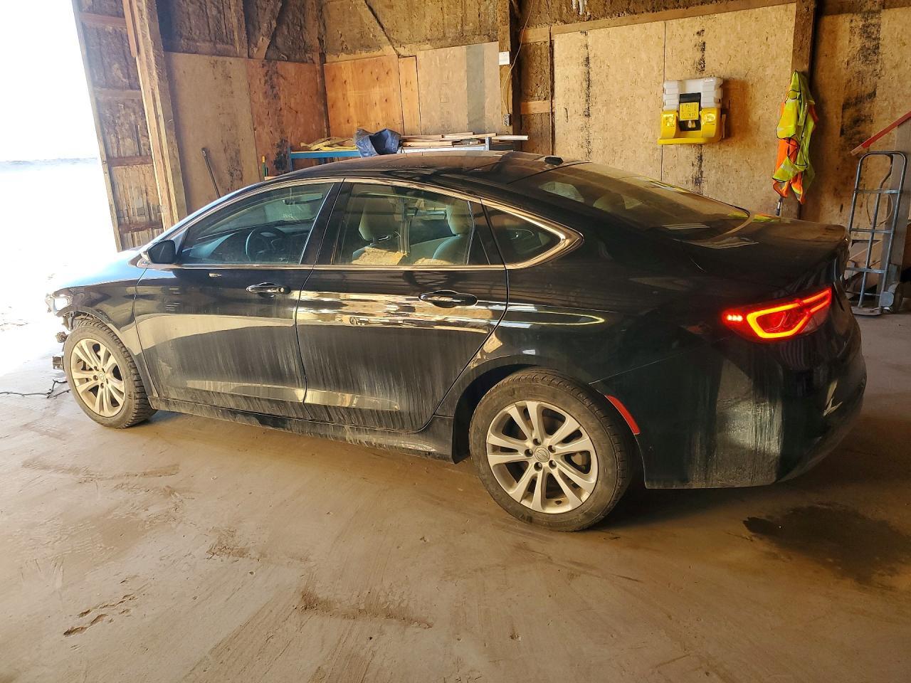 2015 Chrysler 200 Limited - Image 2