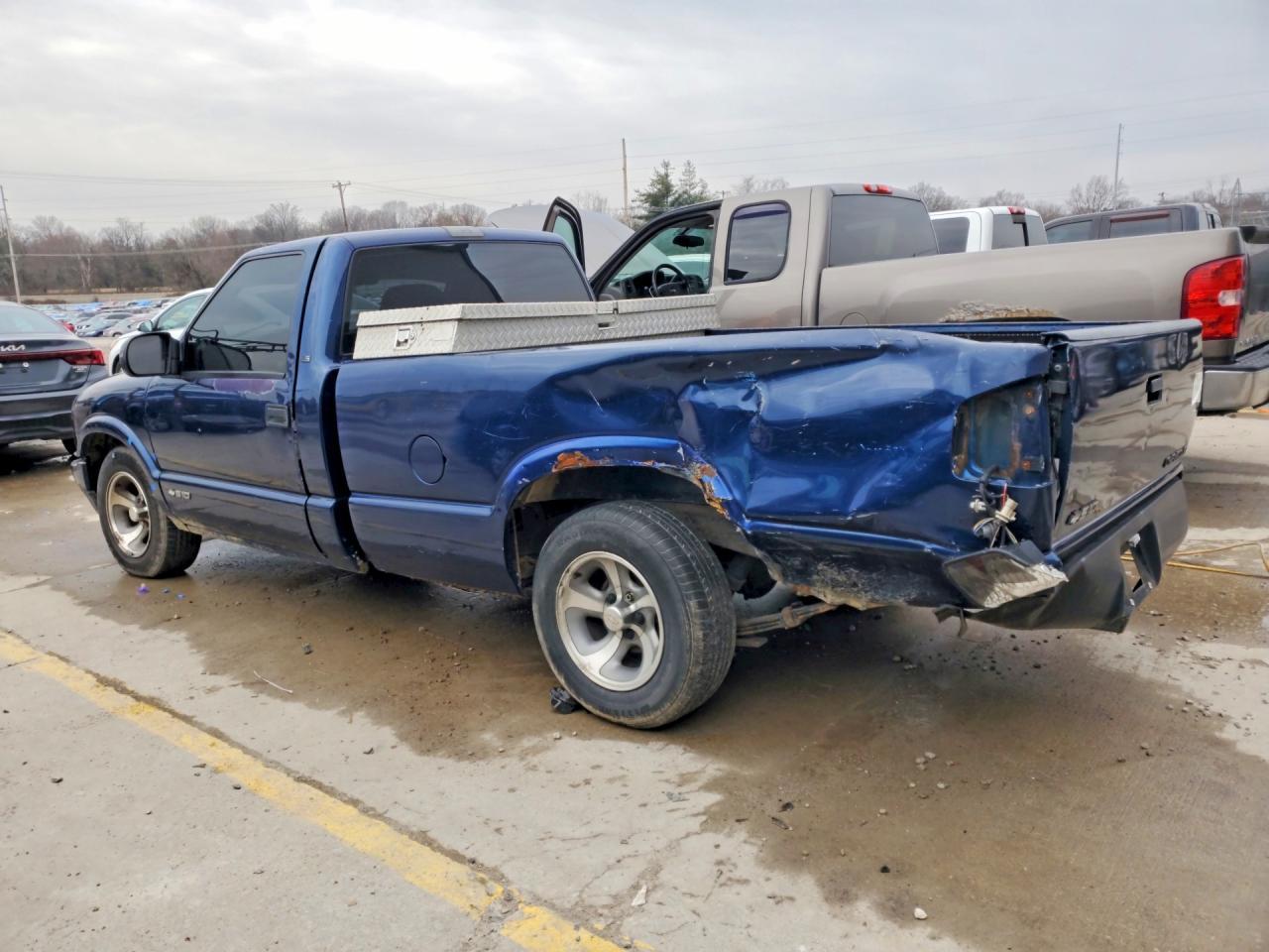 2000 Chevrolet S Truck S10 - Фото 2