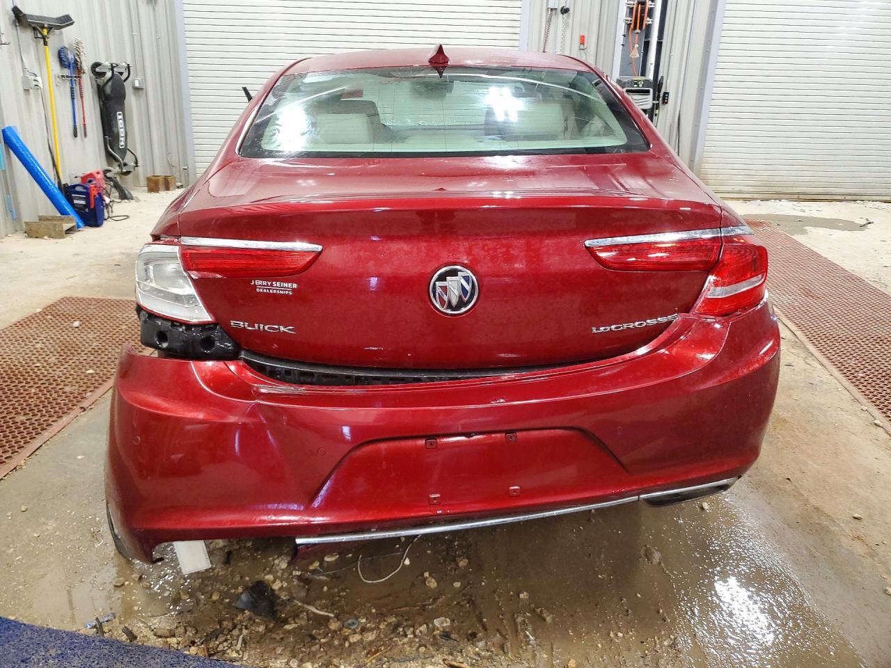 2018 Buick Lacrosse Premium - Image 6