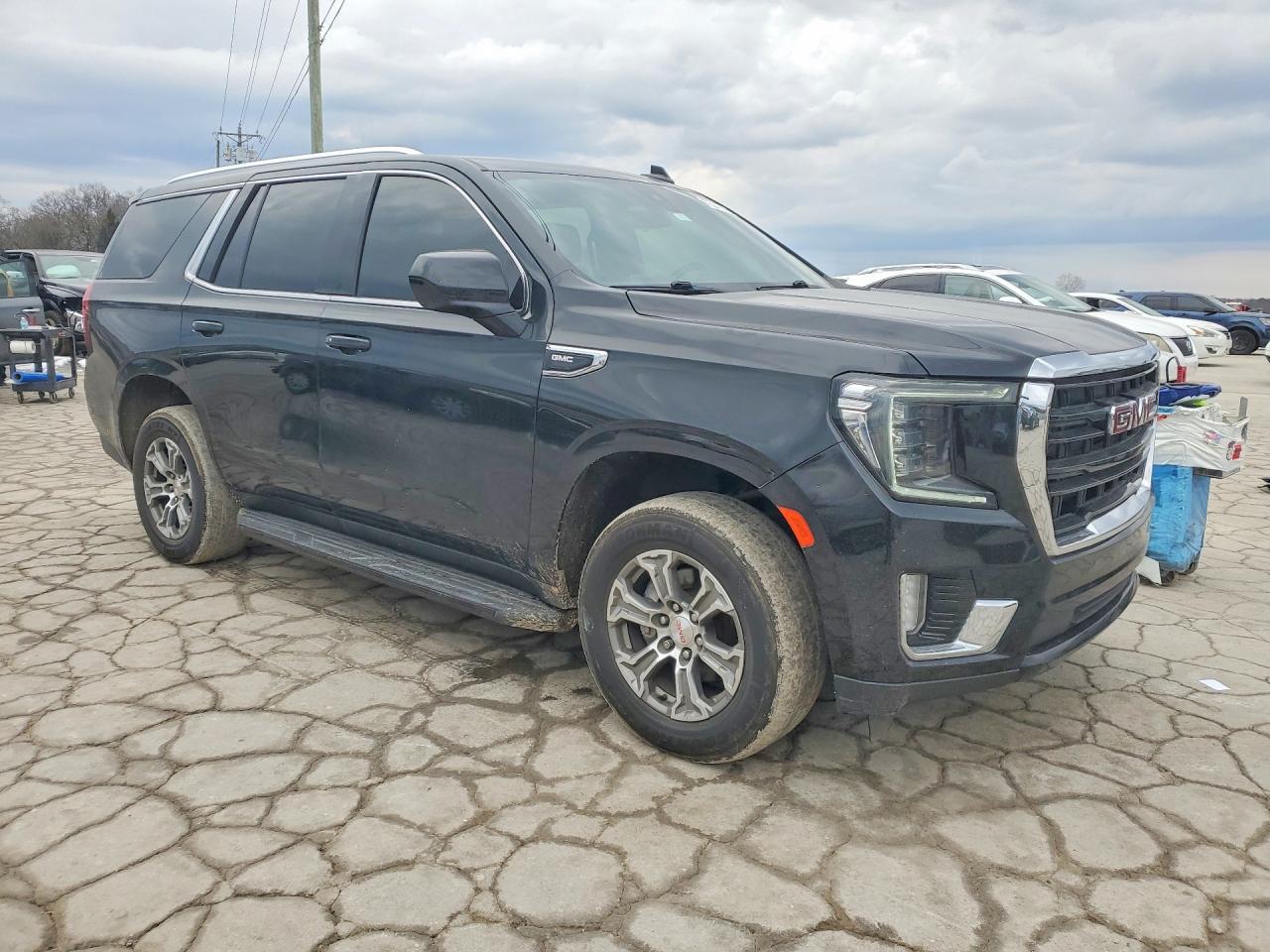 2021 GMC Yukon Sle - Image 4