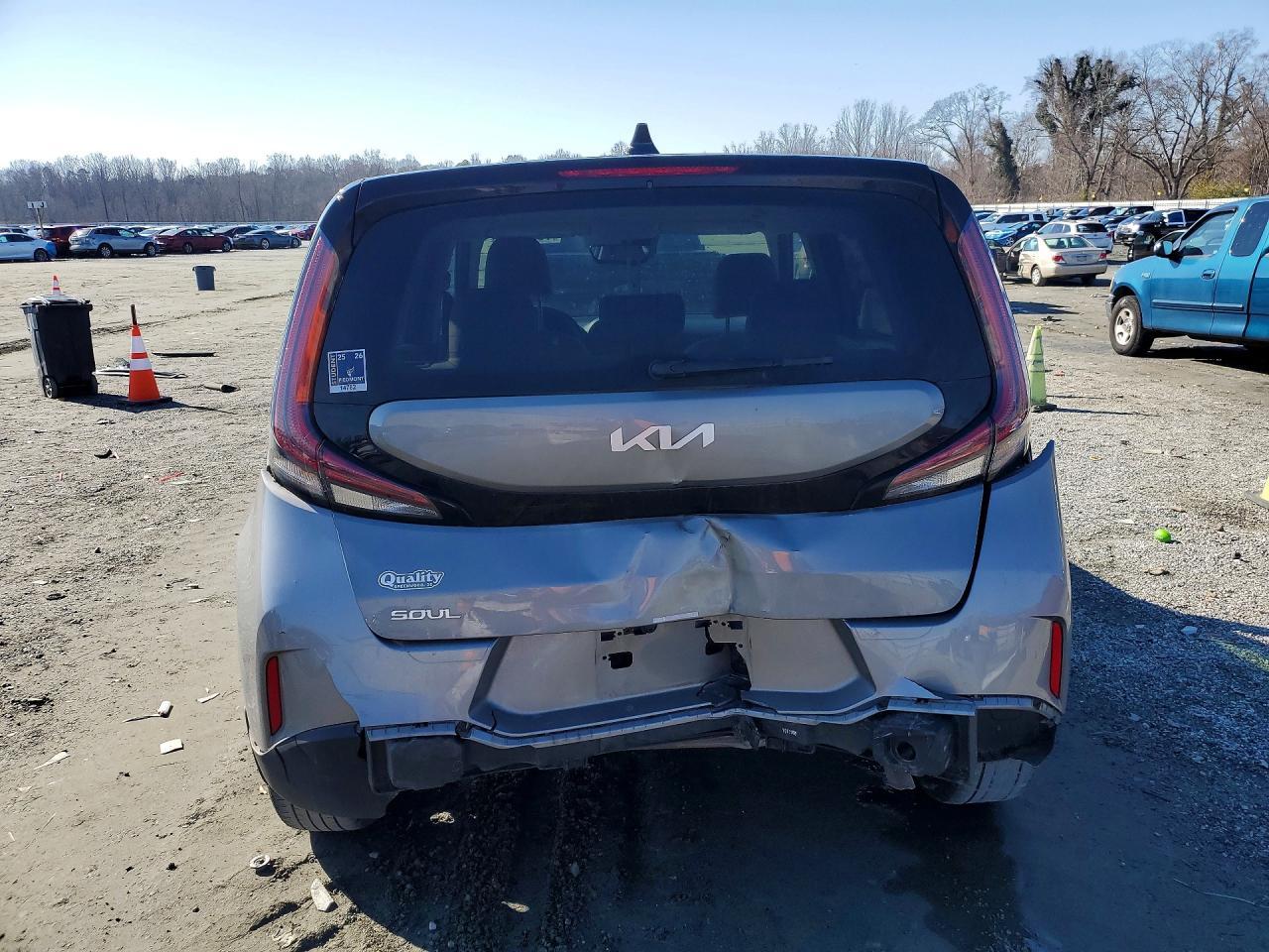 2024 Kia Soul Lx - Image 6