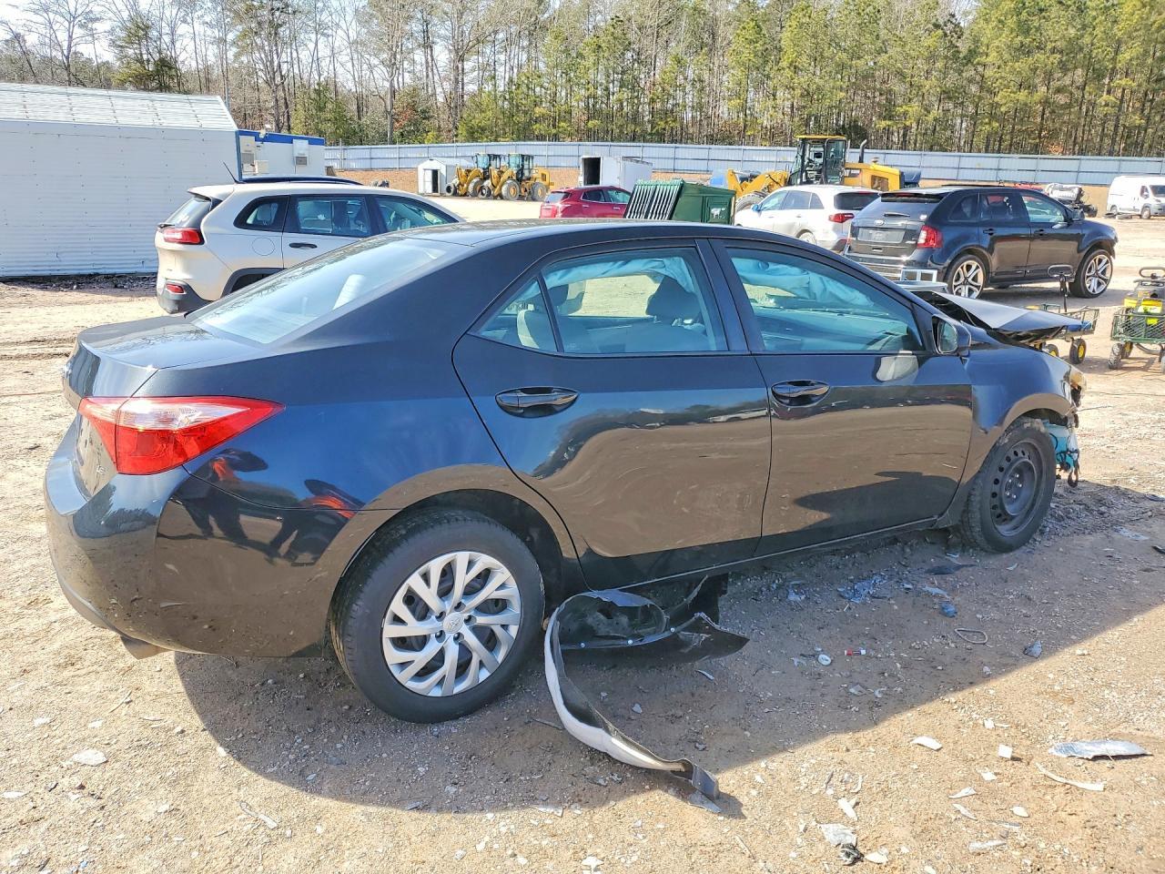 2018 Toyota Corolla - Фото 3