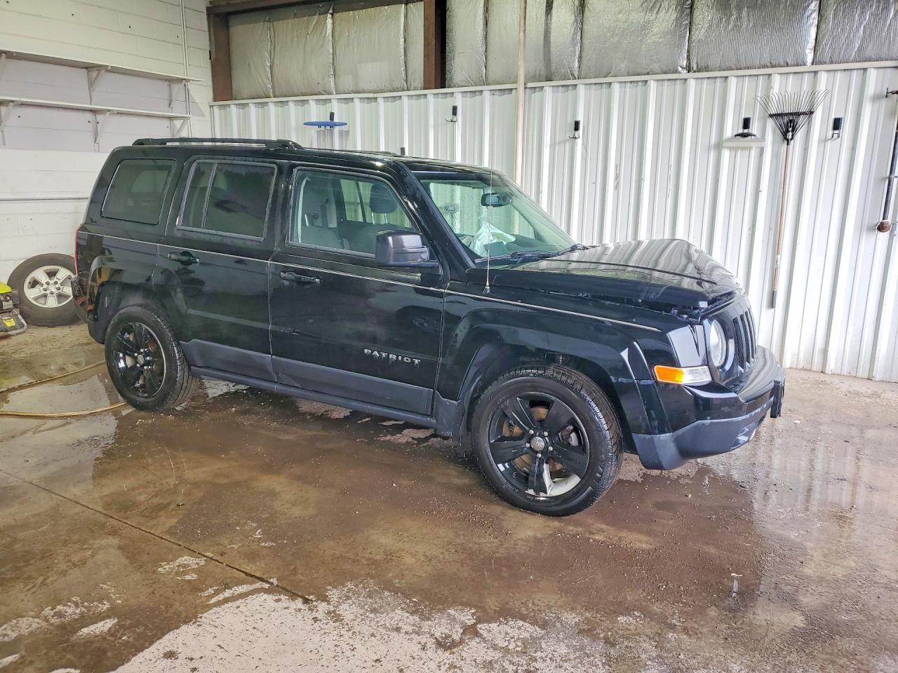 2016 Jeep Patriot Latitude - Image 4