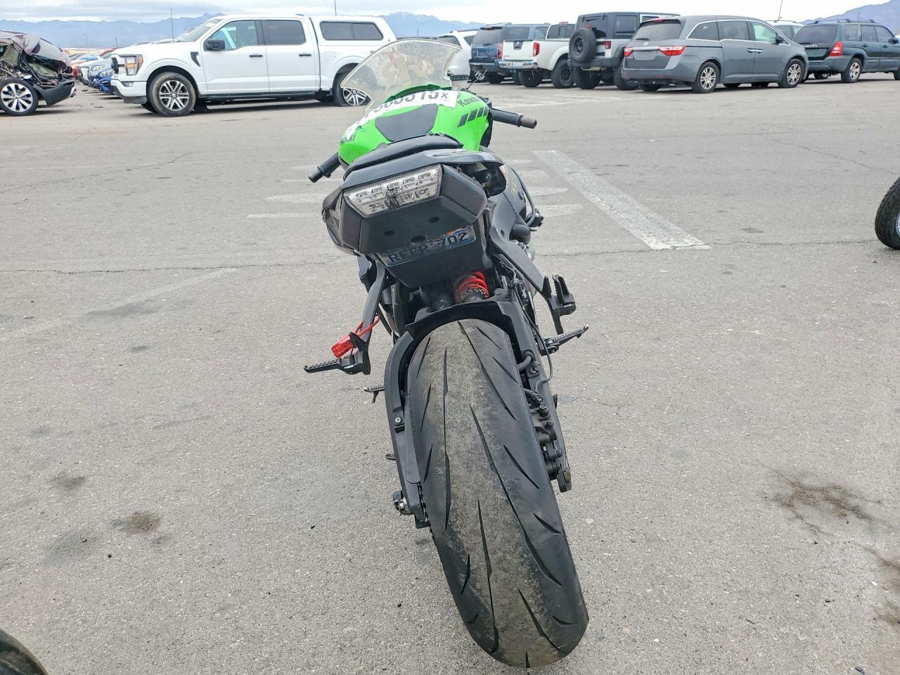 2011 Kawasaki Zx1000 J - Image 4