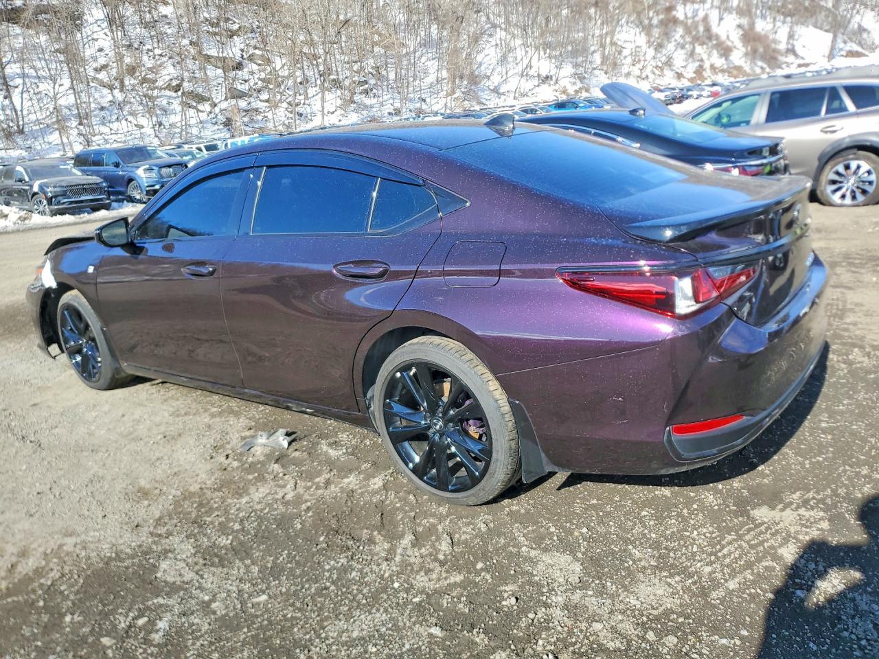 2025 Lexus Es 300H Fsport Hybrid - Image 2