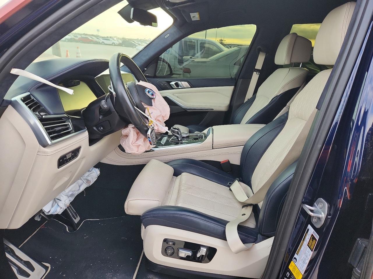 2020 BMW X7 xDrive40I - Фото 7