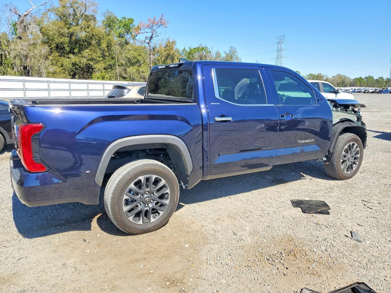 2025 Toyota Tundra Crewmax Limited - Image 3