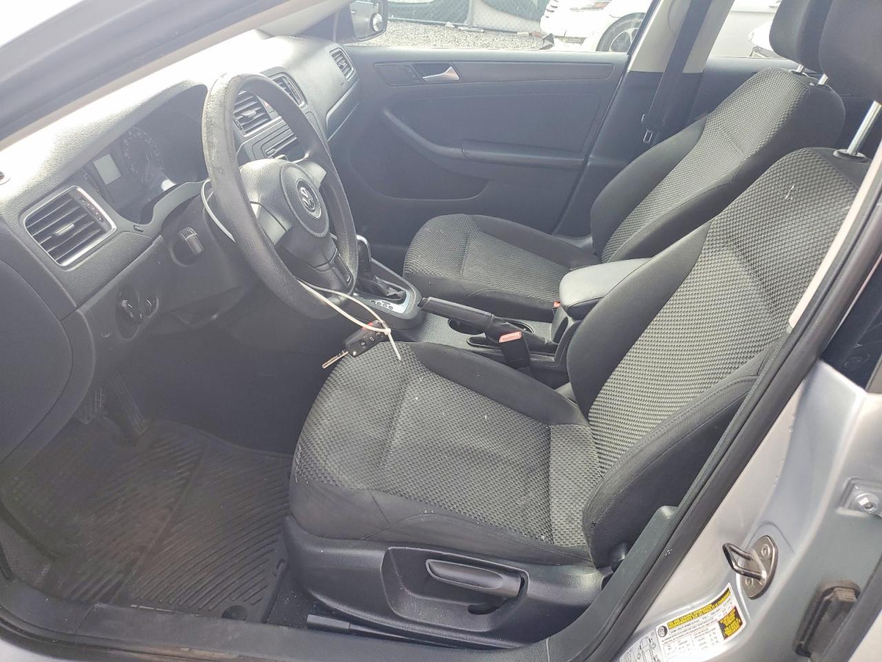 2014 Volkswagen Jetta Base - Image 7