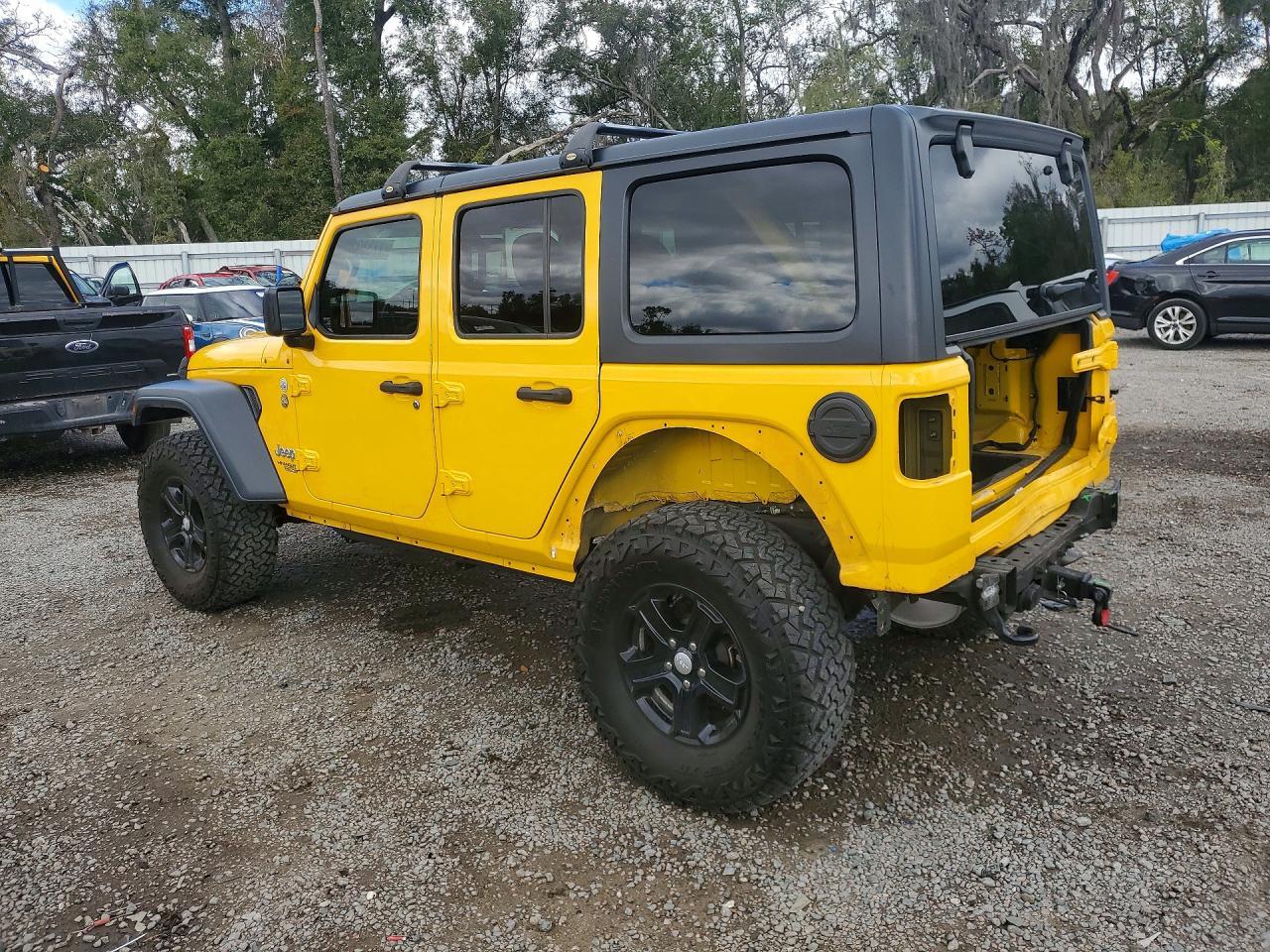 2019 Jeep Wrangler Unlimited Sport - Фото 2