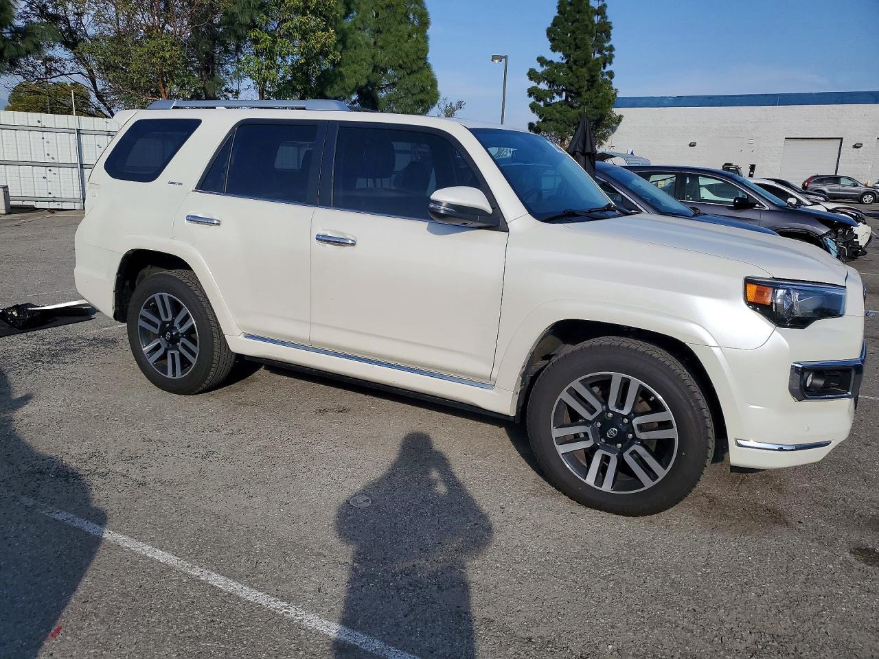2017 Toyota 4Runner Limited - Фото 4