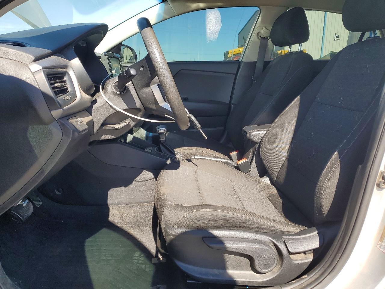 2020 Kia Rio Lx - Фото 7