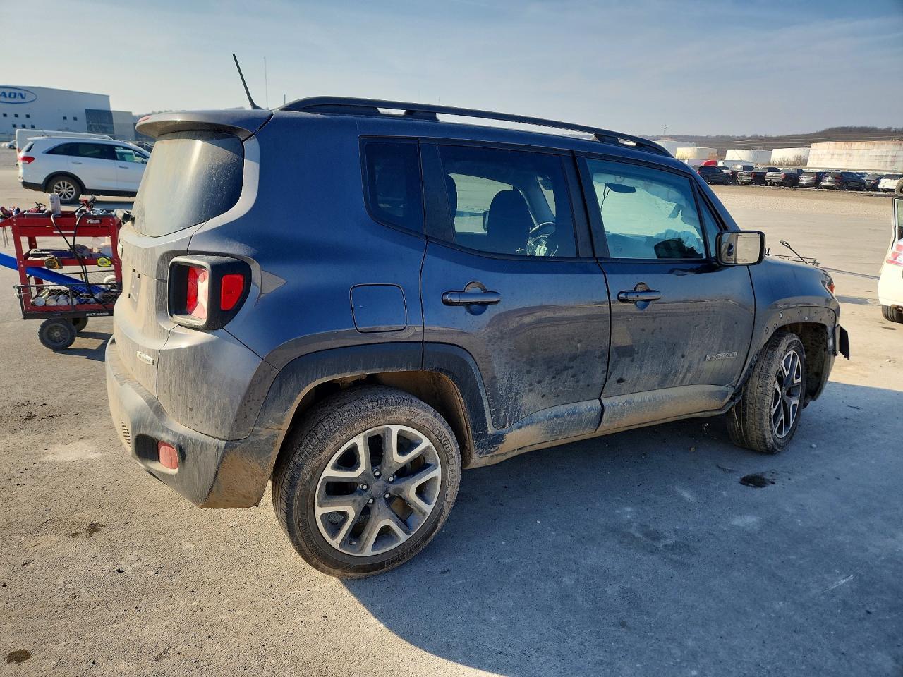 2017 Jeep Renegade Latitude - Фото 3