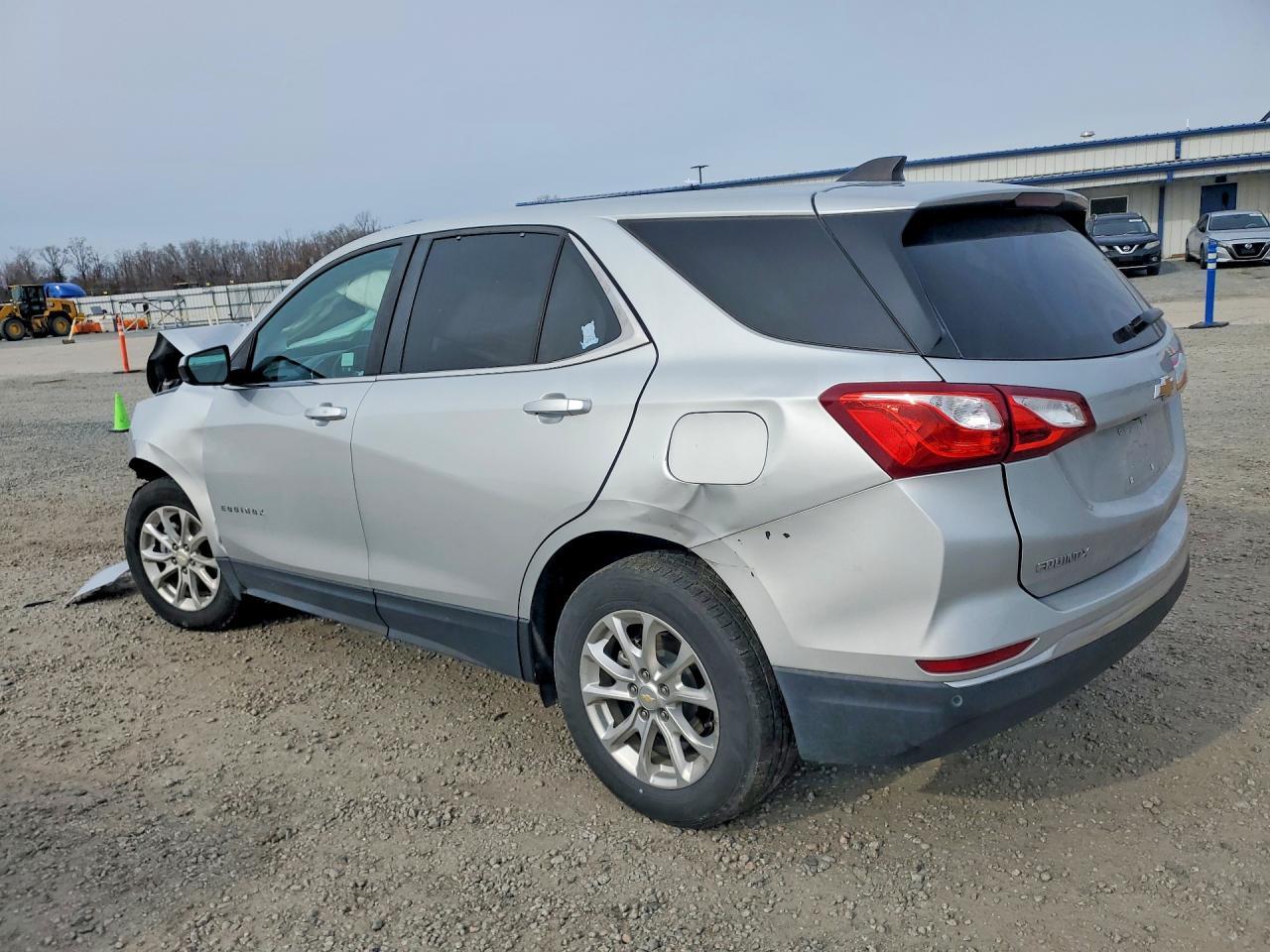 2021 Chevrolet Equinox Lt - Фото 2