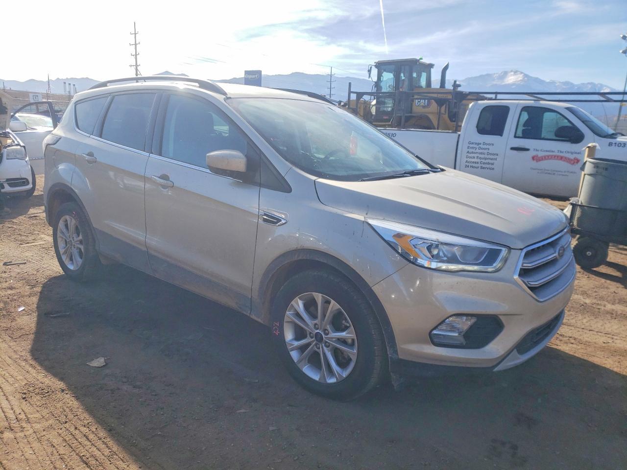 2017 Ford Escape Se - Фото 4