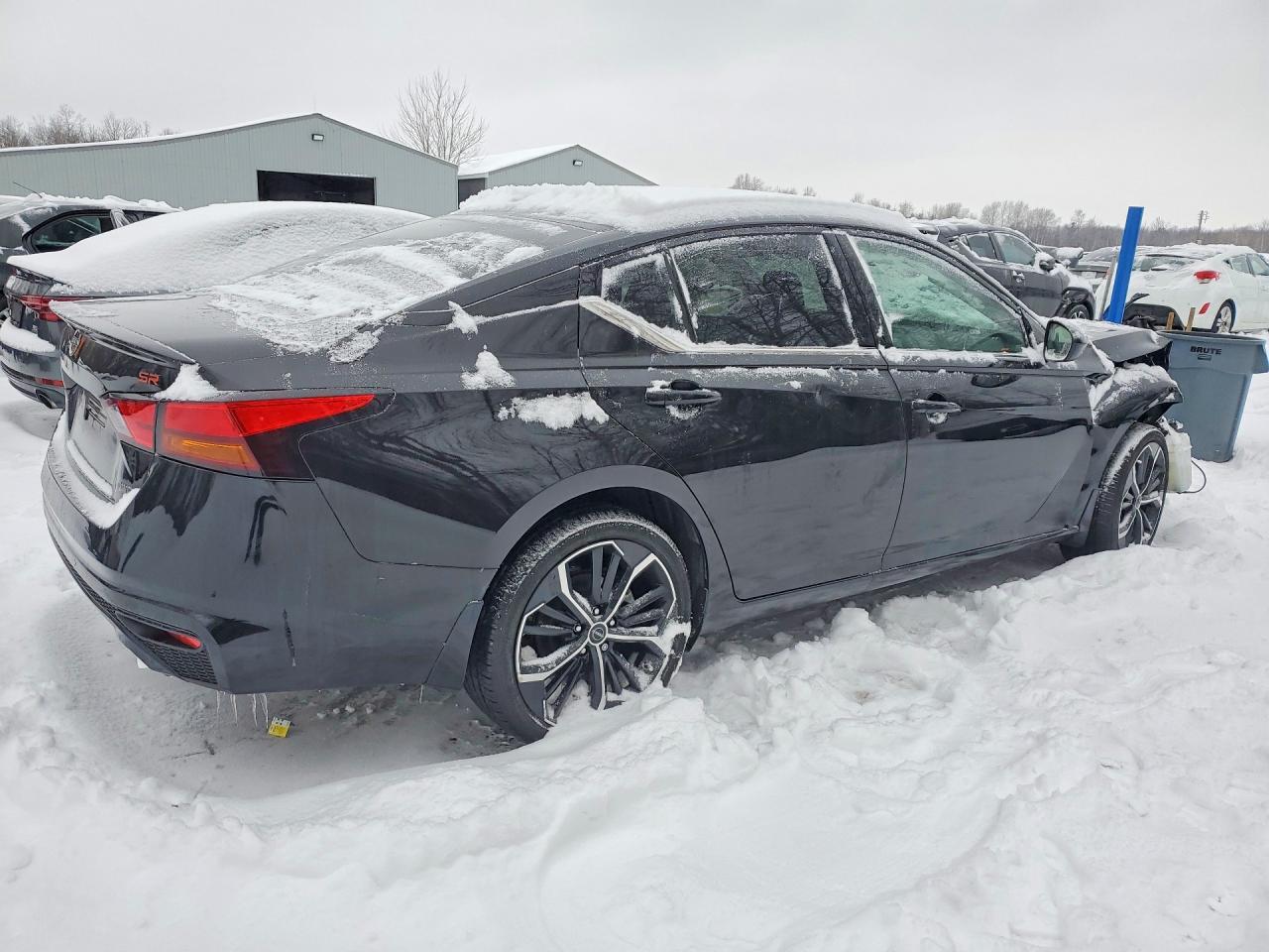 2023 Nissan Altima Sr - Фото 3