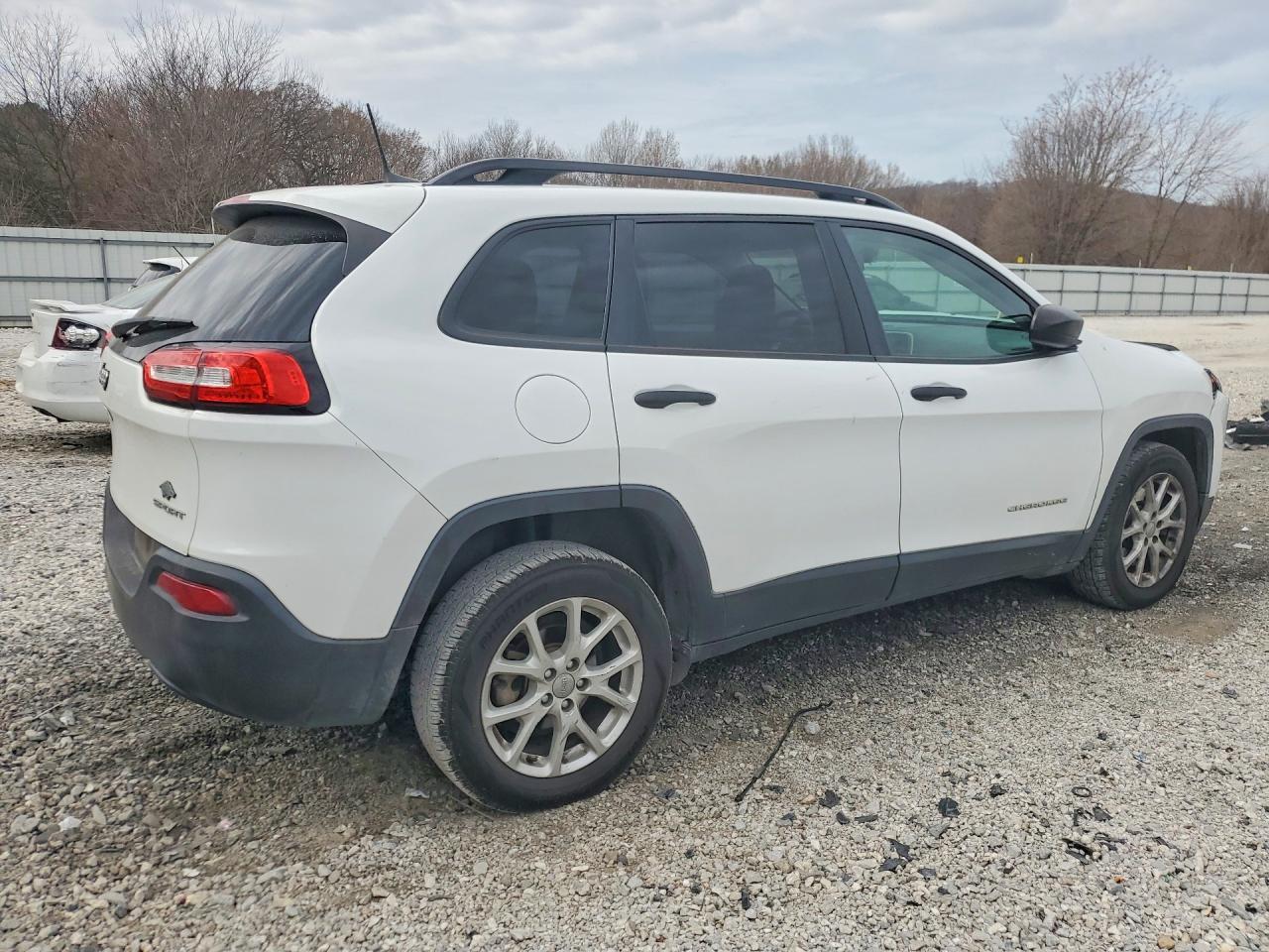 2017 Jeep Cherokee Sport - Фото 3