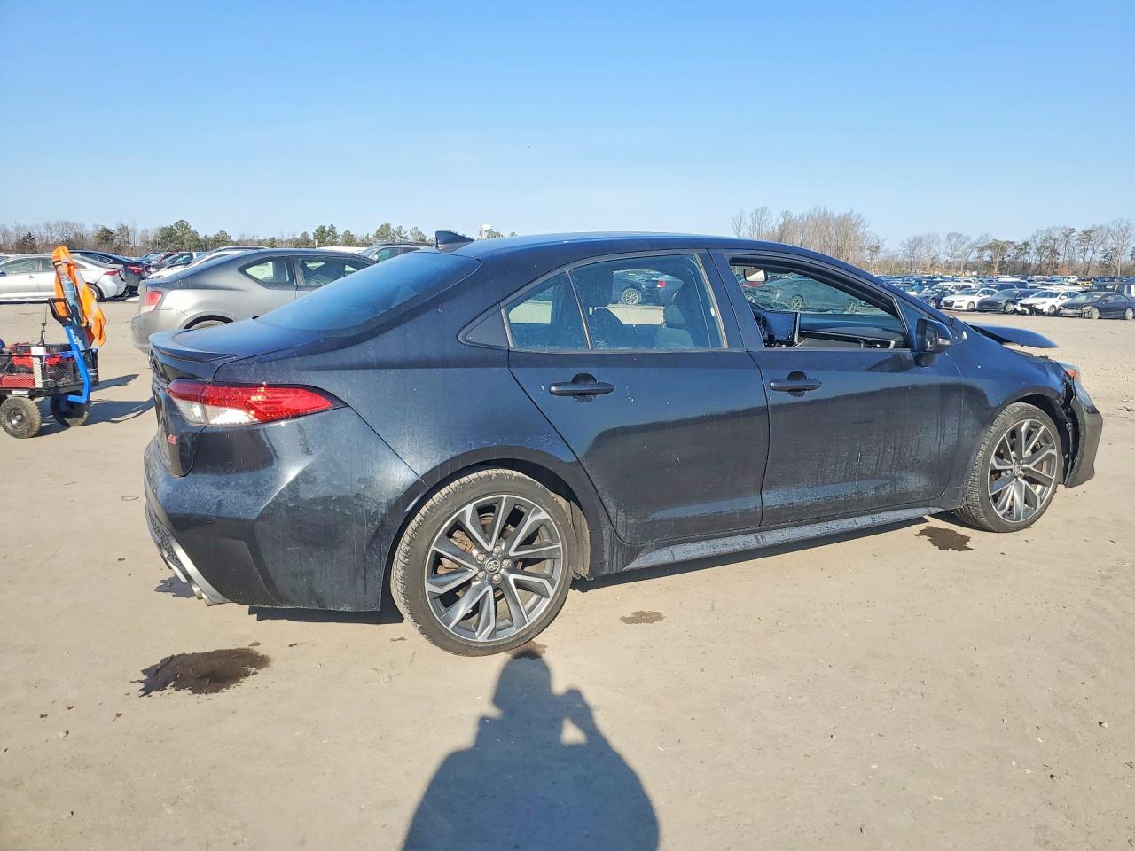2021 Toyota Corolla Se - Фото 3