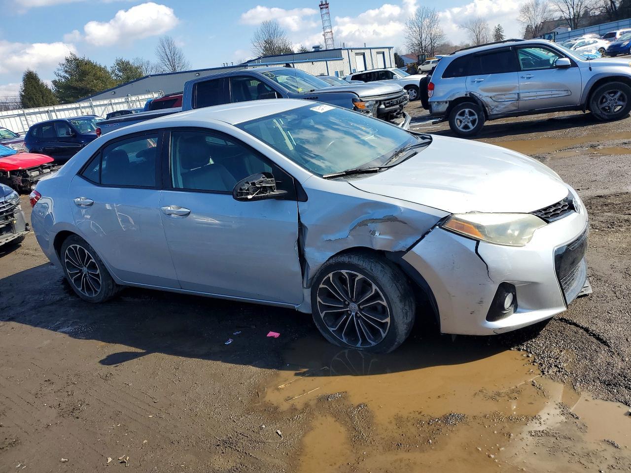 2015 Toyota Corolla S Plus - Image 4