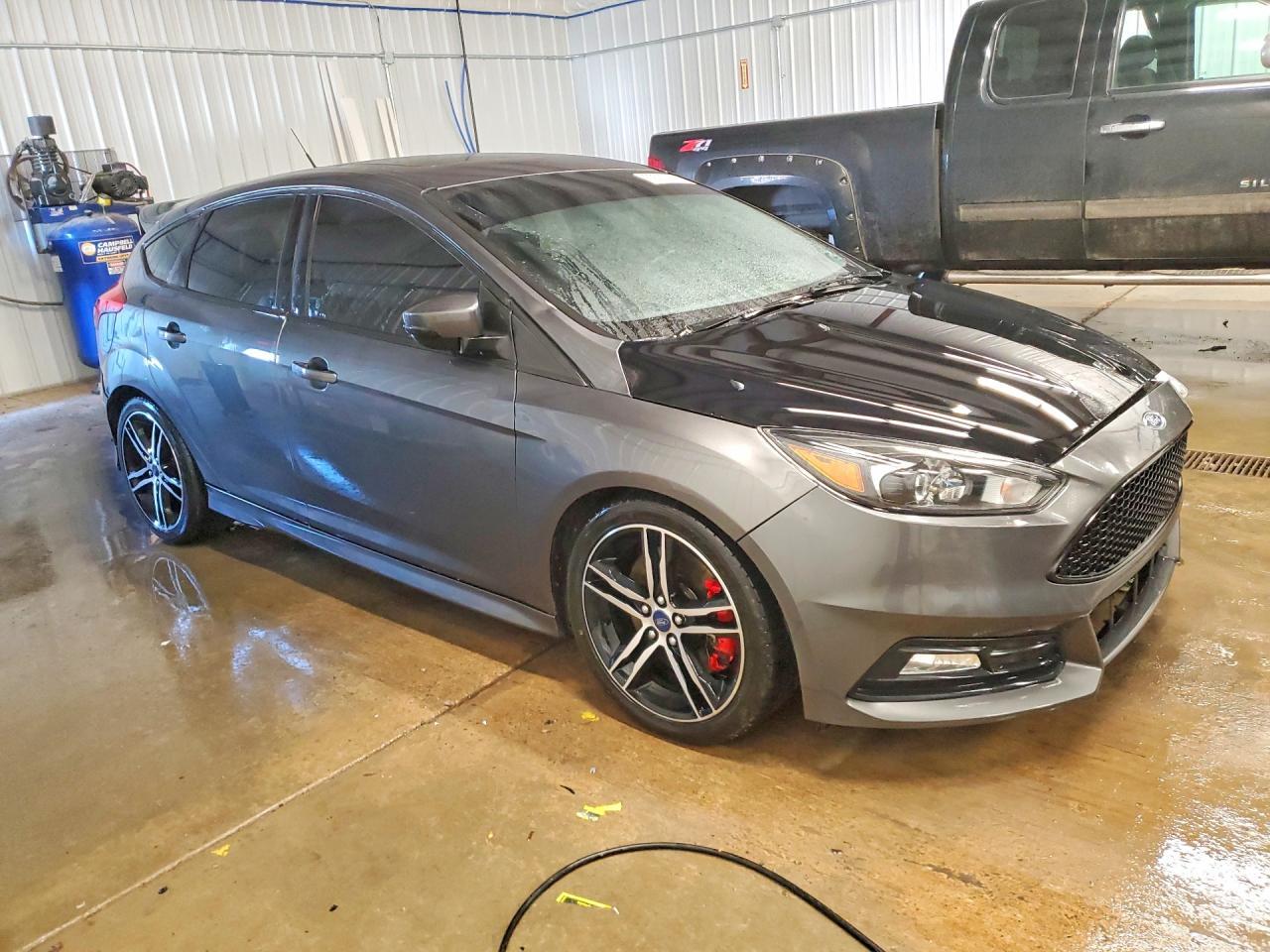 2018 Ford Focus St - Фото 4