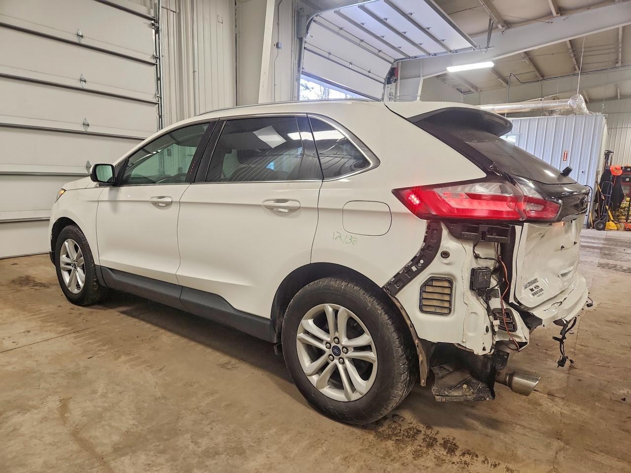 2020 Ford Edge Sel - Фото 2