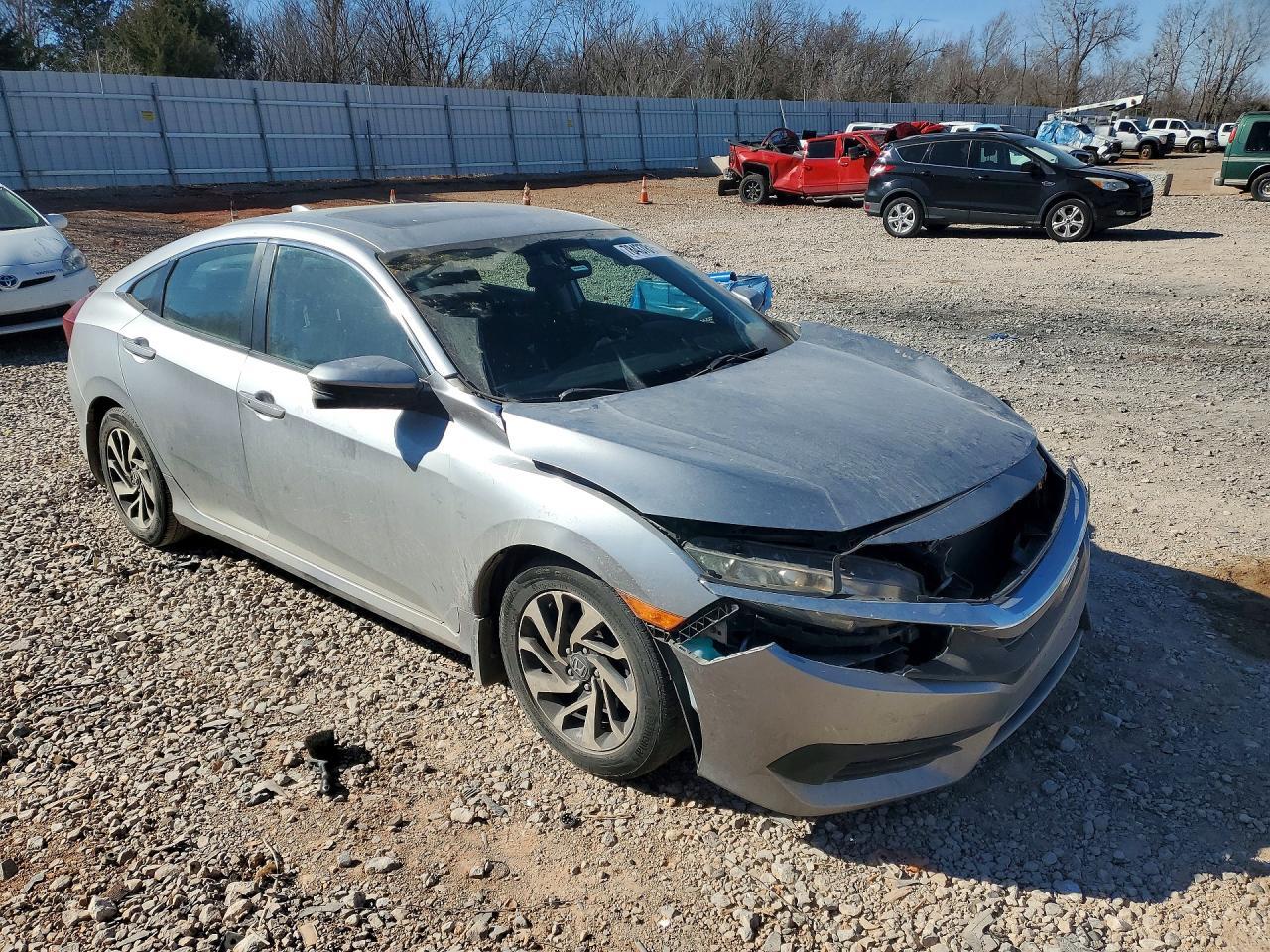 2017 Honda Civic Ex - Image 4
