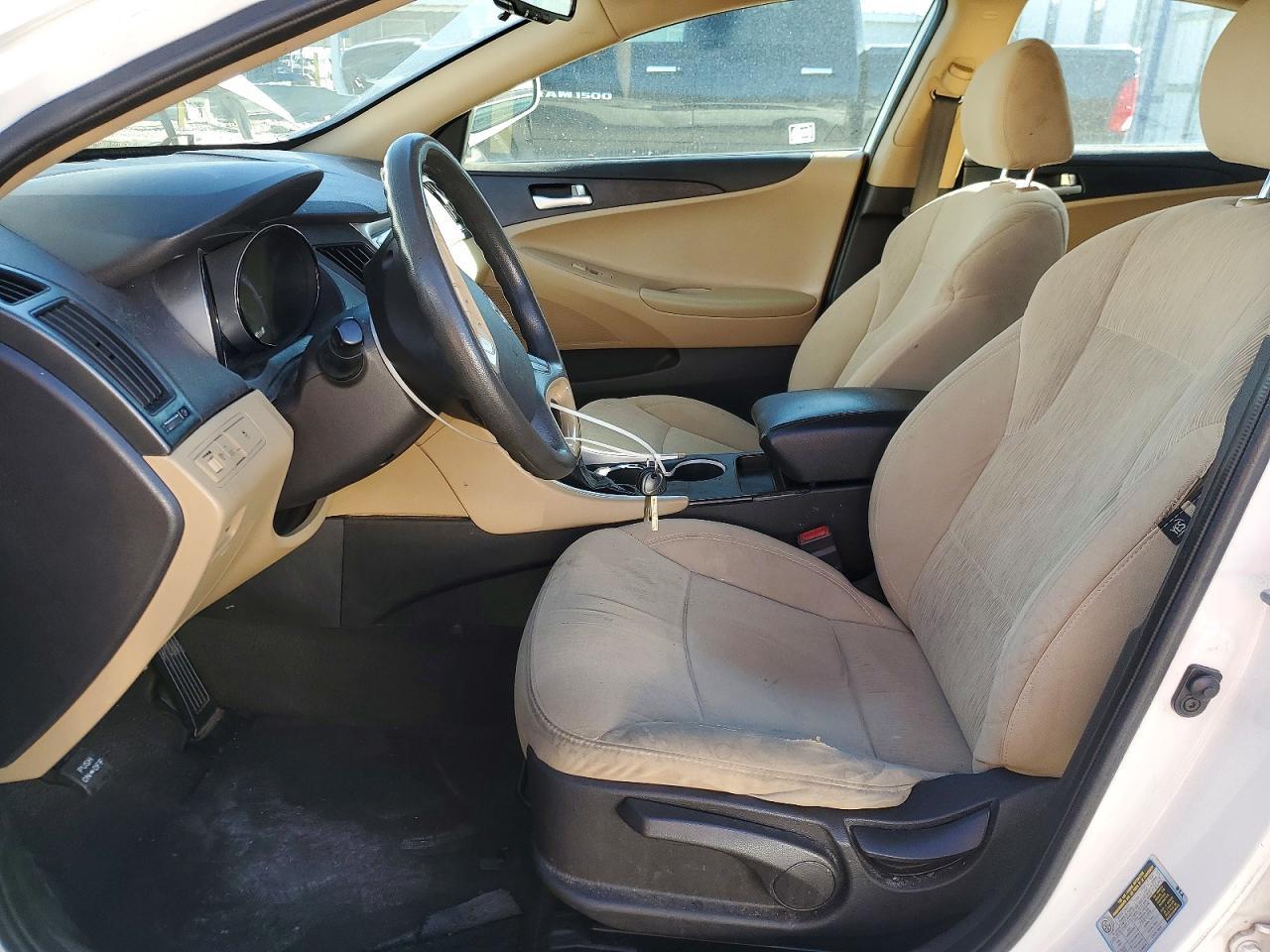 2013 Hyundai Sonata Gls - Image 7