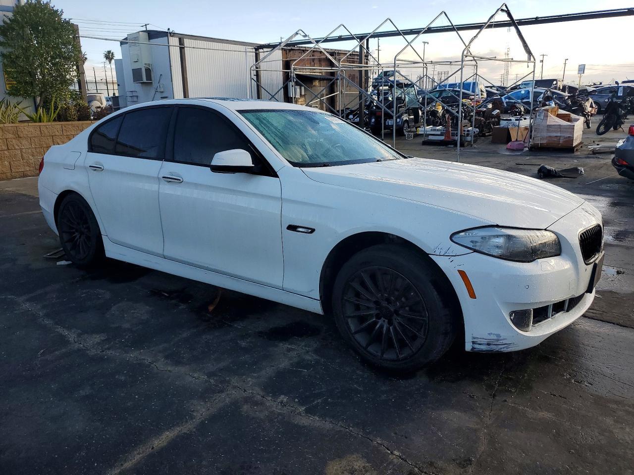 2013 BMW 535 I - Фото 4