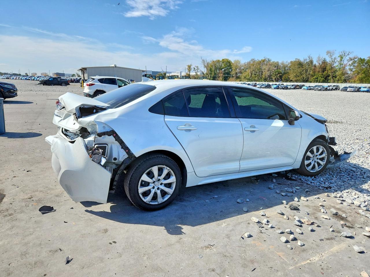2024 Toyota Corolla Hybrid Le - Image 3