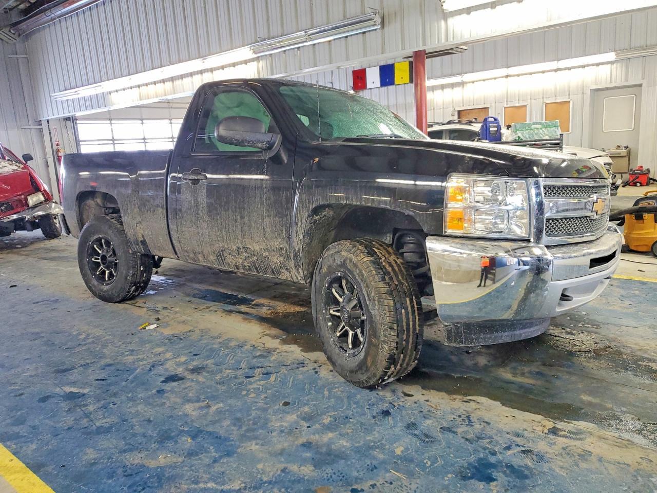 2013 Chevrolet Silverado K1500 - Image 4
