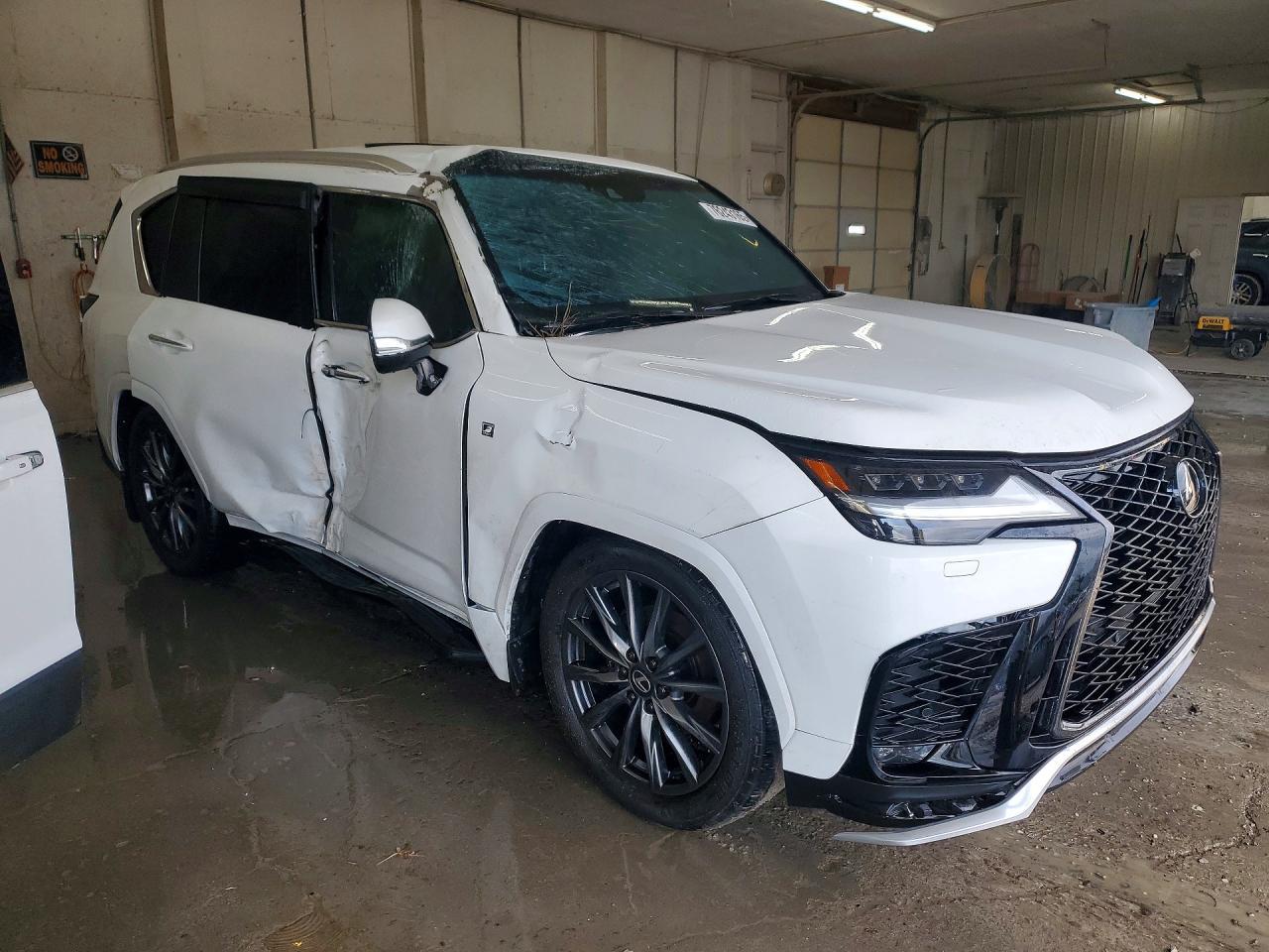 2024 Lexus Lx 600 Base - Image 4