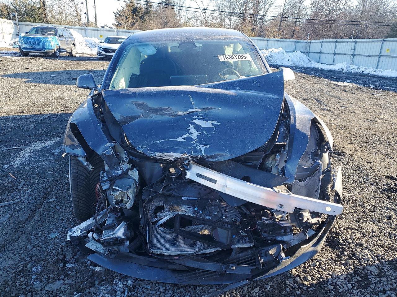 2023 Tesla Model 3 - Image 5