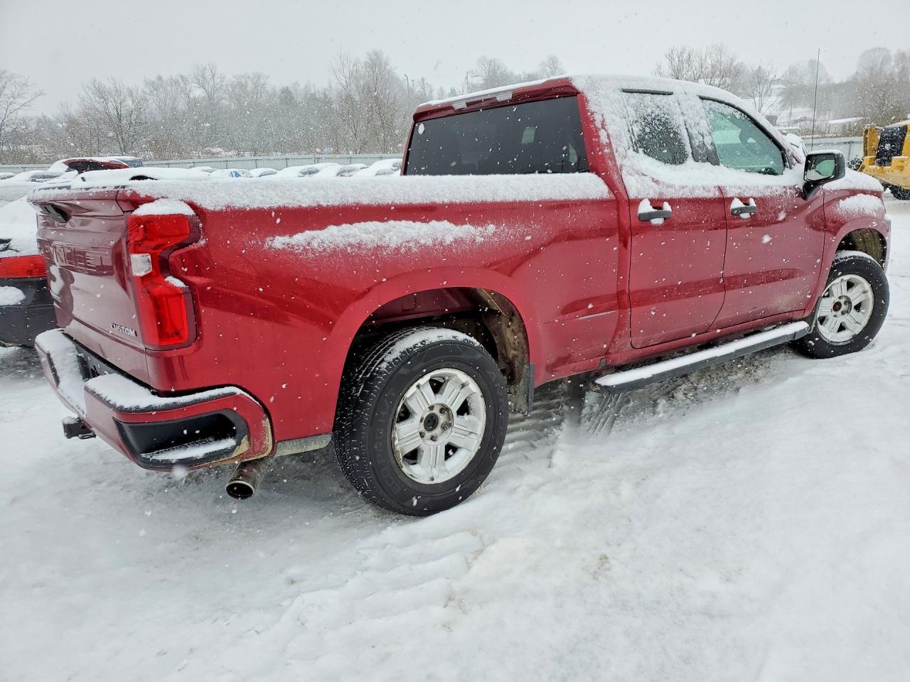 2019 Chevrolet Silverado K1500 Custom - Image 3