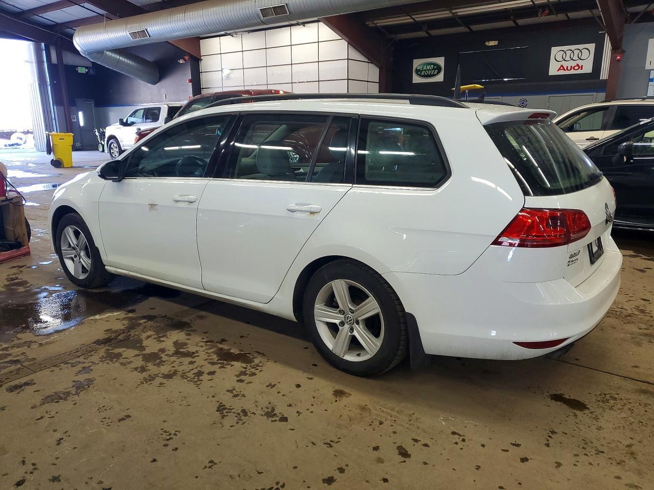 2015 Volkswagen Golf Sportwagen Tdi S - Фото 2