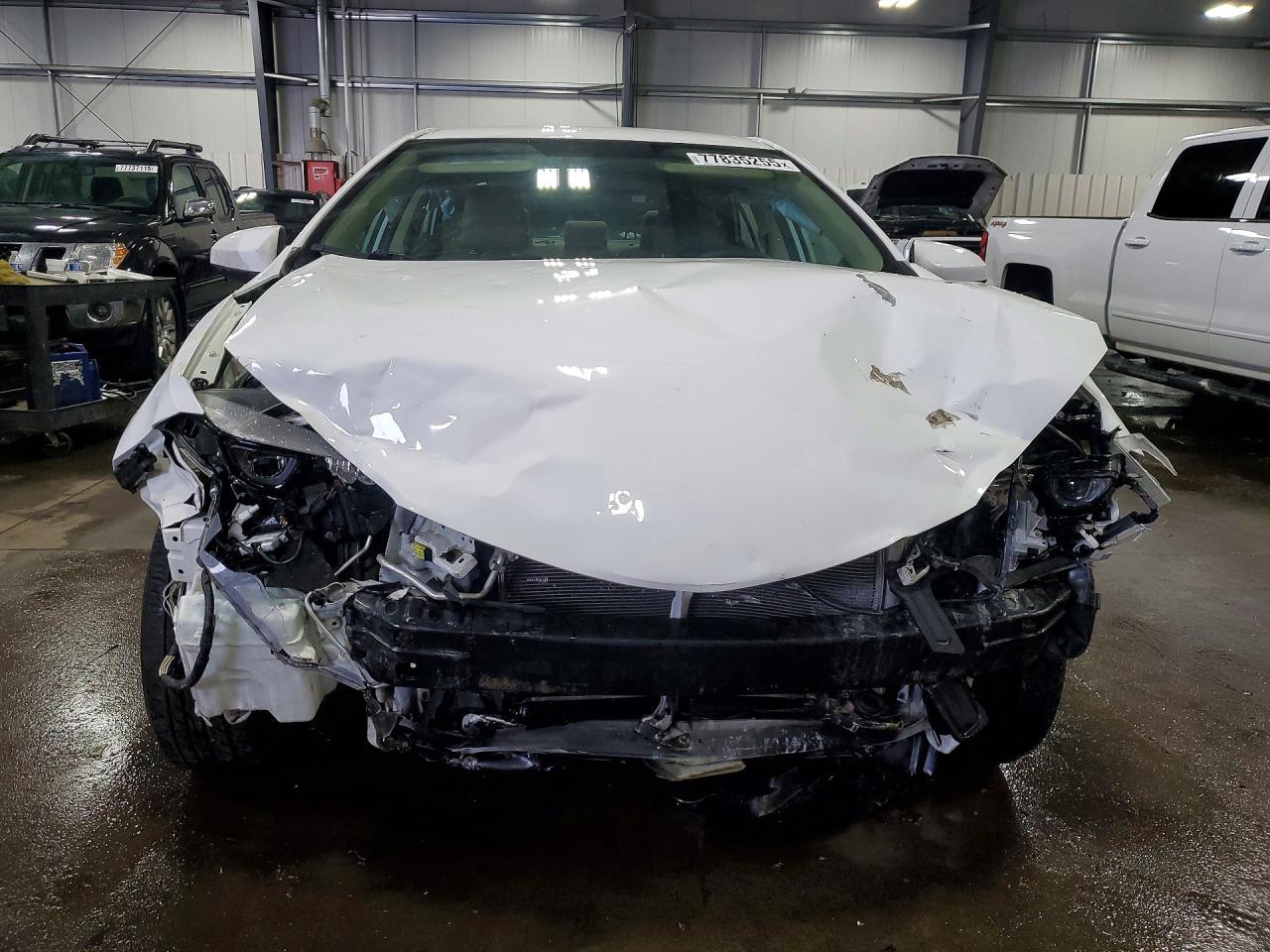 2015 Toyota Corolla Le - Фото 5