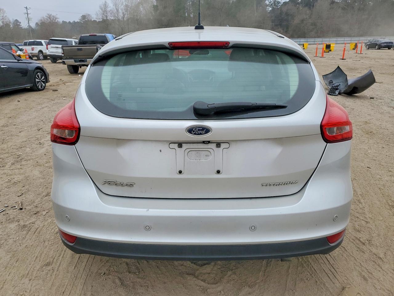 2018 Ford Focus Titanium - Image 6