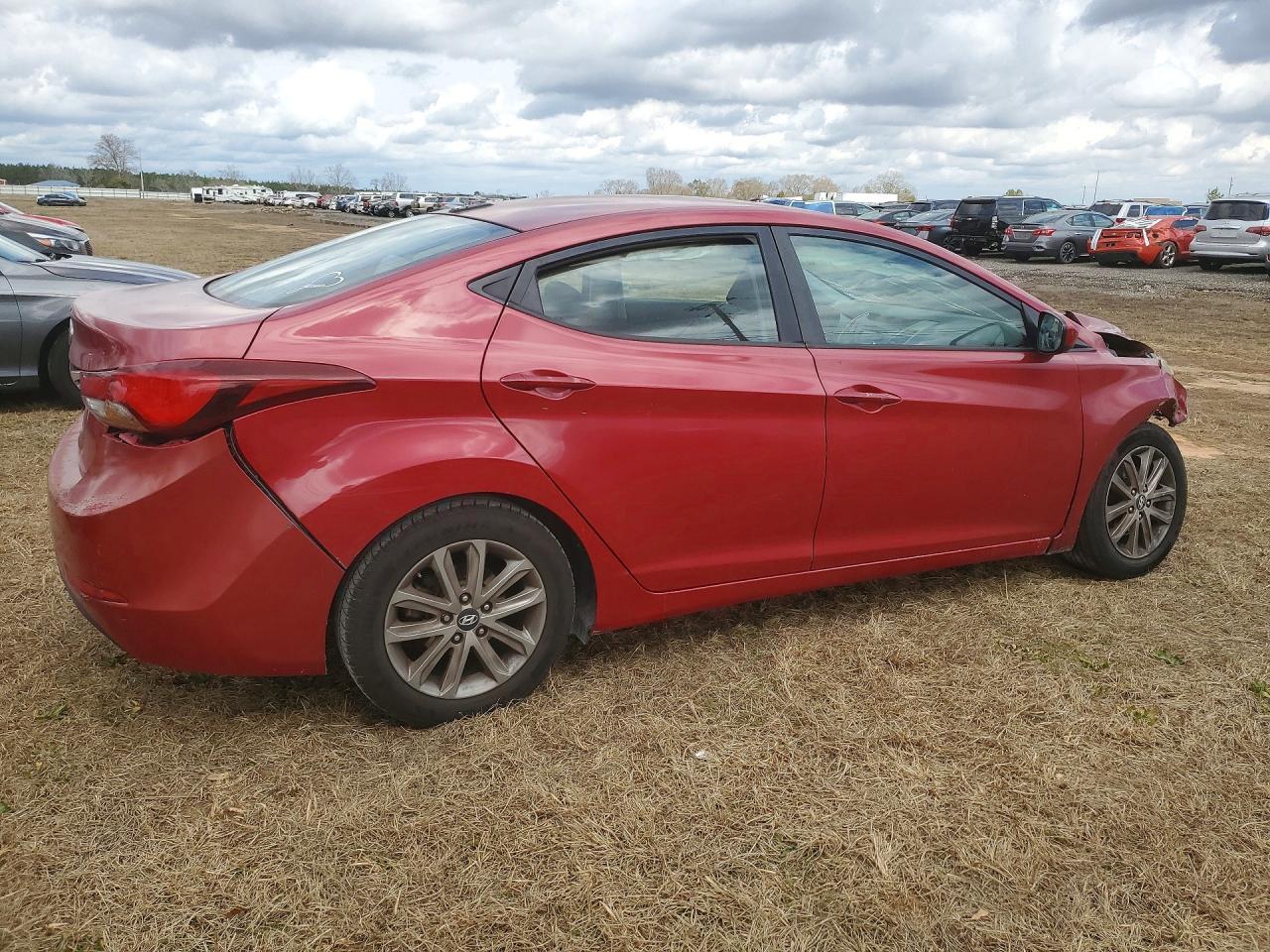 2016 Hyundai Elantra Se - Фото 3