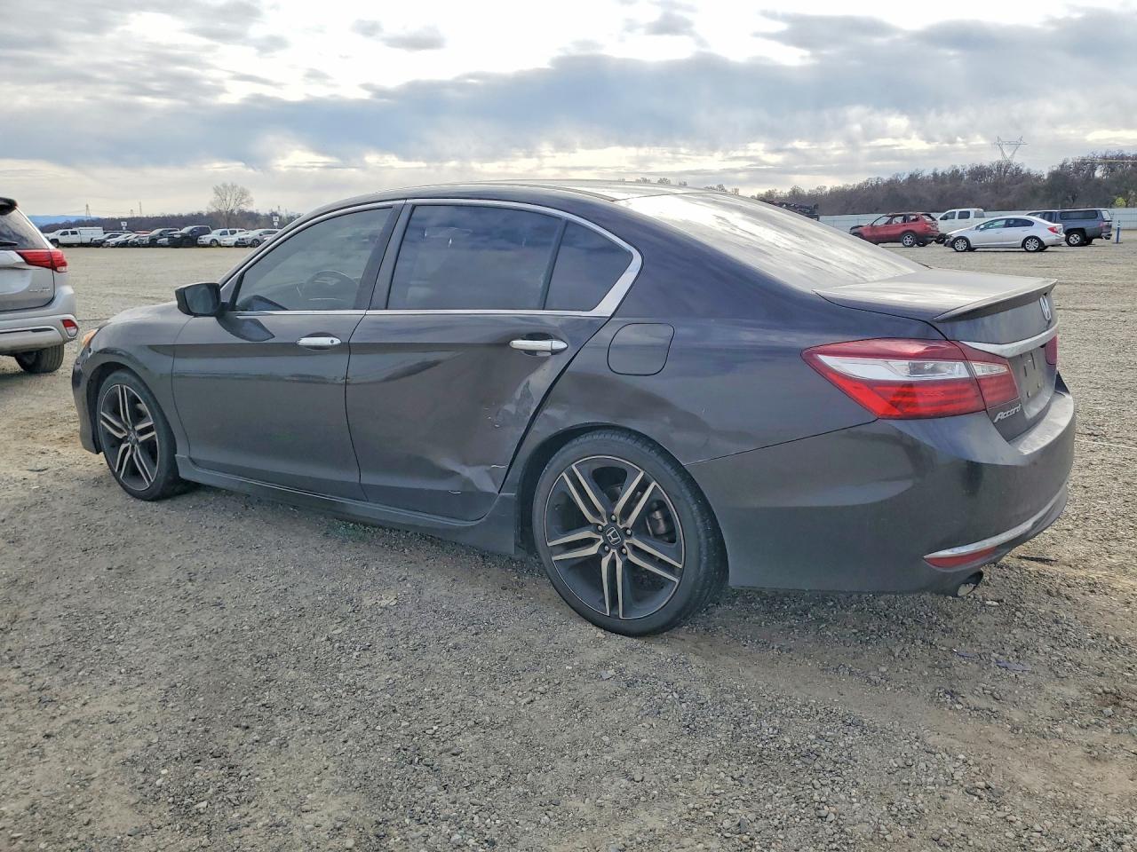 2017 Honda Accord Sport - Image 2