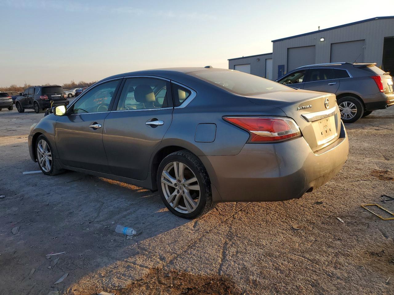 2014 Nissan Altima 3.5S - Фото 2